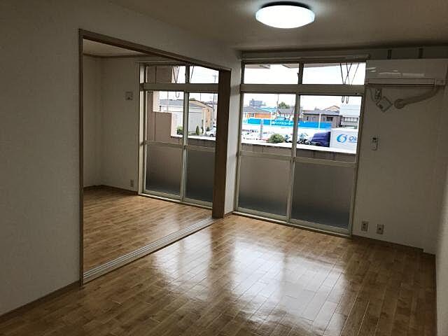 リビング/ダイニング