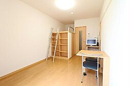 レオパレスサニーハイツ 102 1階1Kのリビング/ダイニング