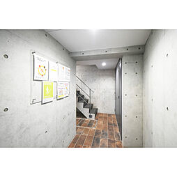 LIVART  SEASON南台 0303 3階ワンルームのリビング/ダイニング