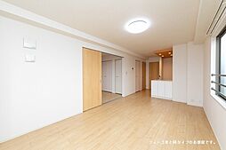 カーサ京ケ峰I 301 3階1LDKのリビング/ダイニング