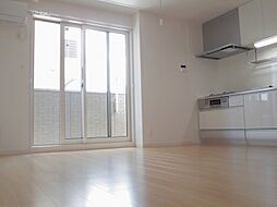 ル・ブラン立花 201 2階1LDKのリビング/ダイニング