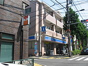 【コンビニエンスストア】ローソン　Ｈ池尻三丁目店まで167ｍ