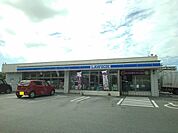 【コンビニエンスストア】ローソンうるま江洲店まで170ｍ