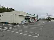 【コンビニエンスストア】ファミリーマート茂原新小轡店まで280ｍ