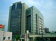 【図書館】豊田市中央図書館まで636ｍ