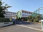 【小学校】常滑東小学校まで1100ｍ