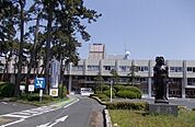 【市役所・区役所】豊川市役所まで590ｍ