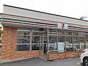 【コンビニエンスストア】セブンイレブン浦添内間5丁目店まで215ｍ
