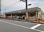 【コンビニエンスストア】セブンイレブン 長岡京駅東口店まで500ｍ