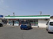 【コンビニエンスストア】ファミリーマート鈴鹿稲生店まで500ｍ