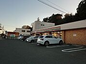 【コンビニエンスストア】セブンイレブン桑名駅西店まで650ｍ