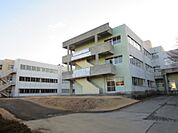 【中学校】谷田部東中学校まで2700ｍ