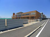 【小学校】太田市立鳥之郷小学校まで2200ｍ