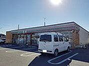 【コンビニエンスストア】セブンイレブン犬塚4丁目店まで290ｍ