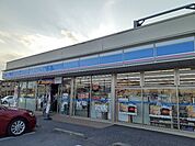 【コンビニエンスストア】ローソン結城アクロス通り店まで650ｍ
