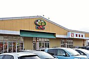 【スーパー】サンユーストアー渡里店まで450ｍ