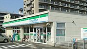 【コンビニエンスストア】ファミマ 東大宮5丁目店まで400ｍ