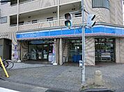 【コンビニエンスストア】ローソン　新安城駅前店まで65ｍ