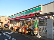 【コンビニエンスストア】ローソンストア100秦野南矢名店まで451ｍ