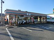 【コンビニエンスストア】セブンイレブン春日部緑町店まで381ｍ