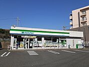 【コンビニエンスストア】ファミリーマート常滑古社店まで500ｍ
