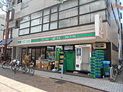 【コンビニエンスストア】ローソンストア100新丸子西口店まで171ｍ