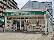 【コンビニエンスストア】ローソンストア100若江岩田店まで167ｍ