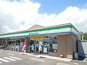 【コンビニエンスストア】ファミマ 東海駅東三丁目まで600ｍ