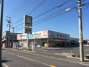 【ドラッグストア】ウエルシア流山向小金店まで592ｍ