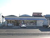 【コンビニエンスストア】ローソン　茶町一丁目店まで550ｍ