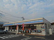 【コンビニエンスストア】ローソン秦野平沢西店まで427ｍ