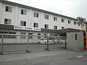 【中学校】静岡市立清水第六中学校まで747ｍ