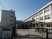 【小学校】城西小学校まで1100ｍ