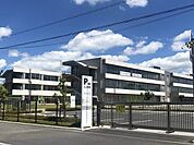 【小学校】みどりの学園まで2300ｍ