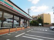 【コンビニエンスストア】セブンイレブン上尾小泉店まで621ｍ