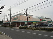 【スーパー】平和堂　中小田井店まで160ｍ