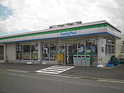 【コンビニエンスストア】ファミリーマート霞ケ浦駅前店まで255ｍ