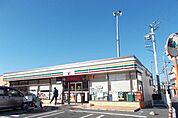 【コンビニエンスストア】セブンイレブン三島大場駅前店まで1000ｍ