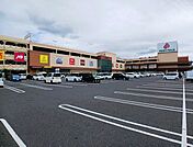 【ショッピングセンター】ピオニウォーク東松山まで680ｍ