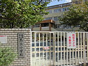 【小学校】馬出小学校まで380ｍ