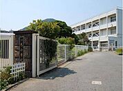 【小学校】小牧市立　一色小学校まで140ｍ