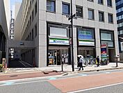 【コンビニエンスストア】ファミマ　大宮仲町2丁目店まで550ｍ