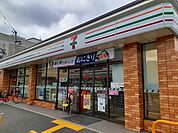 【コンビニエンスストア】セブンイレブン　久我森の宮町店まで500ｍ