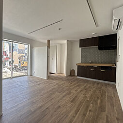 東武伊勢崎線 西新井駅 徒歩10分の賃貸アパート 1階2LDKのリビング/ダイニング