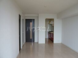 パークスクエア川口 202 2階2LDKのリビング/ダイニング