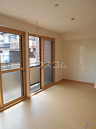 バリアント橋本 110 1階ワンルームのリビング/ダイニング