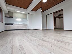 ちとせビル 401 4階4LDKのリビング/ダイニング