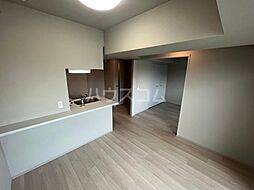 Osaka Metro御堂筋線 江坂駅 徒歩8分の賃貸マンション 4階1LDKのリビング/ダイニング