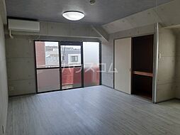 クリスタルII東林間 303 3階ワンルームのリビング/ダイニング