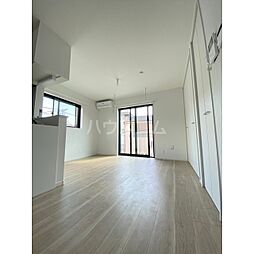 コモド本木 2階ワンルームのリビング/ダイニング